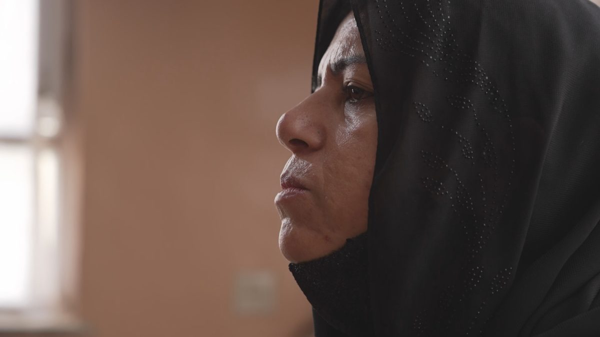 死刑宣告の女性弁護士 アフガンからの脱出